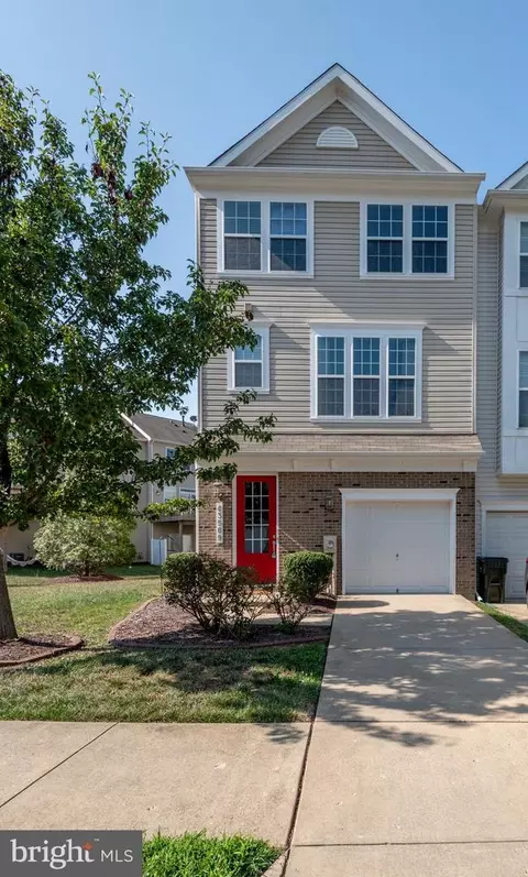 43569 Marguerite Way, California, MD 20619