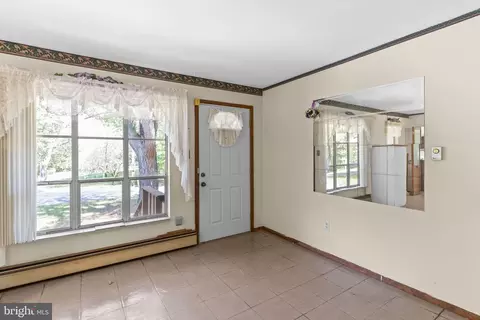 Entry Way - 36031 Bay Dr, Chaptico, MD 20621 photo 1 of 1