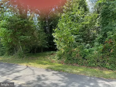 45025 Nolan Ct, Hollywood, MD 20636