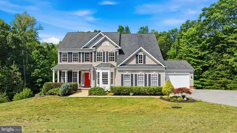 28177 Ben Oaks Dr, Mechanicsville, MD 20659