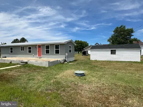 16448 Ball Point Rd, Piney Point, MD 20674 photo 3