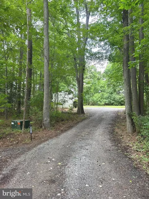 20275 Jackson Rd, Callaway, MD 20620