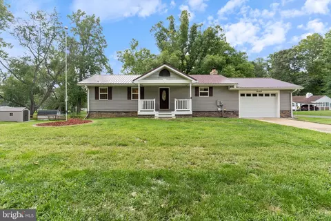 42204 Ridge Rd, Mechanicsville, MD 20659