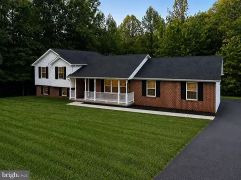 38002 W Edinview Ct, Mechanicsville, MD 20659