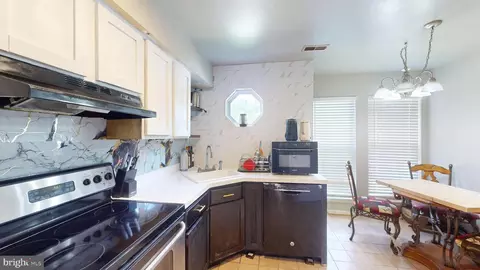 21076 Jenna Ct, Lexington Park, MD 20653