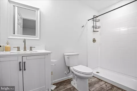 Bath - 16146 Thomas Rd, Piney Point, MD 20674 photo 5 of 5