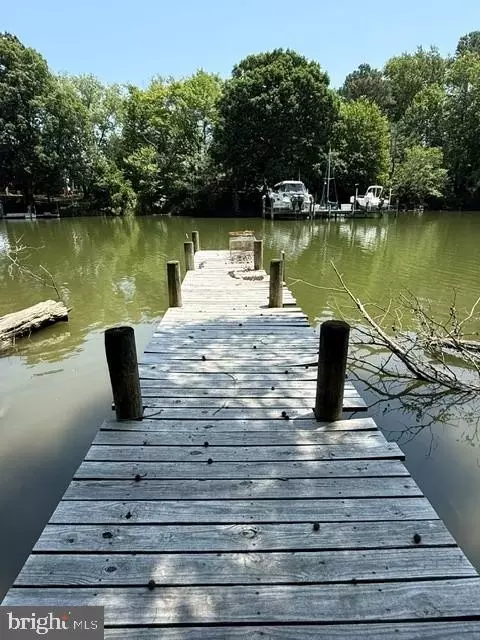 17248 Gum Landing Rd, Saint Inigoes, MD 20684