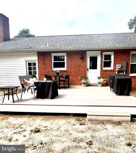 26576 Three Notch Rd, Mechanicsville, MD 20659