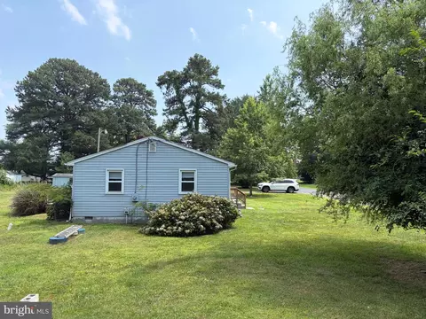 Exterior - 20320 Dave Bailey Rd, Coltons Point, MD 20626 photo 2 of 7