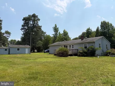 Exterior - 20320 Dave Bailey Rd, Coltons Point, MD 20626 photo 5 of 7