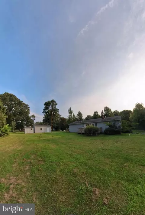 Exterior - 20320 Dave Bailey Rd, Coltons Point, MD 20626 photo 1 of 6