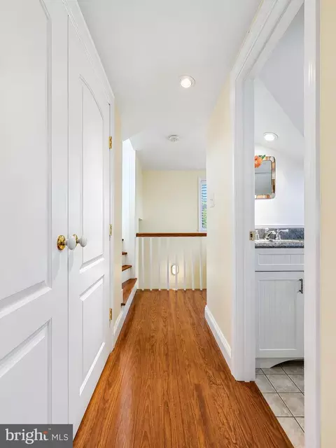 Entry Way - 16144 Thomas Rd, Piney Point, MD 20674 photo 6 of 8