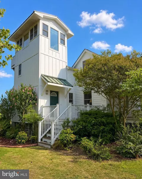 Exterior - 16144 Thomas Rd, Piney Point, MD 20674 photo 2 of 25