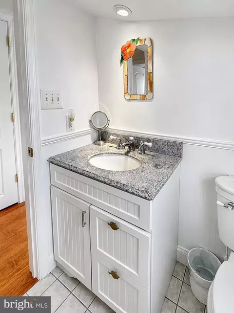 Bath - 16144 Thomas Rd, Piney Point, MD 20674 photo 5 of 6