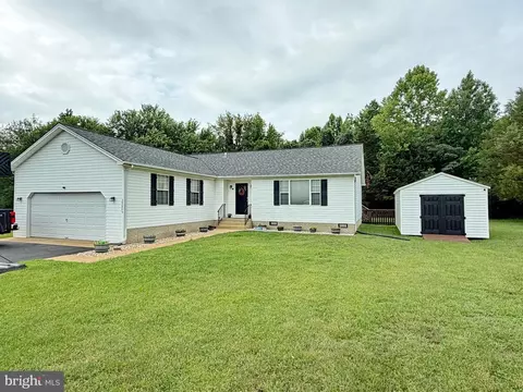 29849 Point Lookout Rd, Mechanicsville, MD 20659