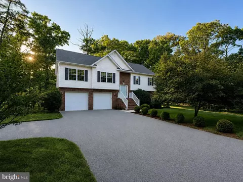 22835 Chestnut Rd, Lexington Park, MD 20653