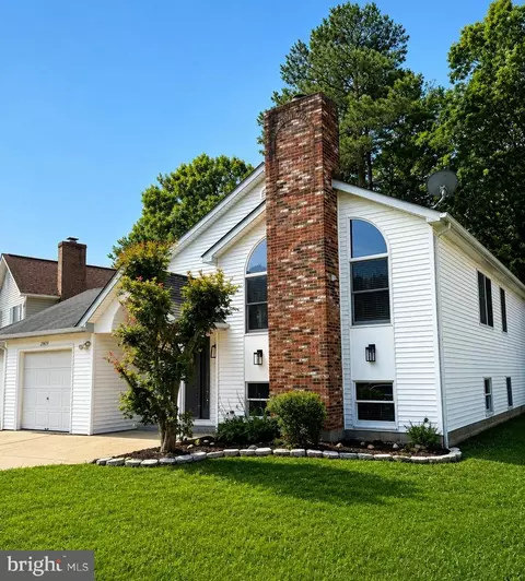 20859 Sandstone St, Lexington Park, MD 20653