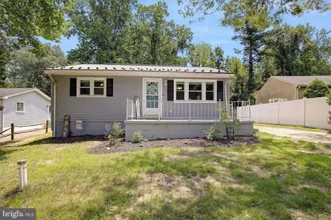 26260 Skyview Dr, Hollywood, MD 20636