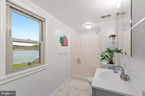 Bath - 16101 Piney Point Rd, Piney Point, MD 20674 photo 1 of 1