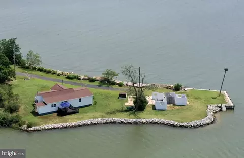 View/Area - 16101 Piney Point Rd, Piney Point, MD 20674 photo 1 of 14
