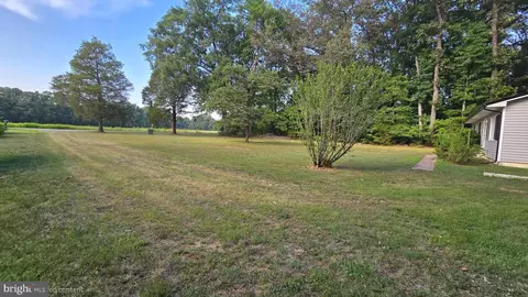 Exterior - 39111 Maycroft Rd, Avenue, MD 20609 photo 2 of 9