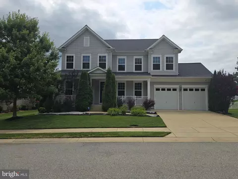 43693 Wild Iris St, California, MD 20619