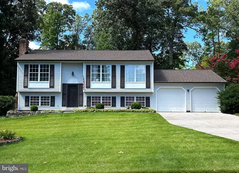 21255 Scarborough Dr, Lexington Park, MD 20653