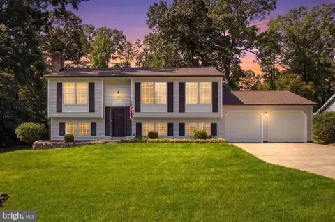 21255 Scarborough Dr, Lexington Park, MD 20653