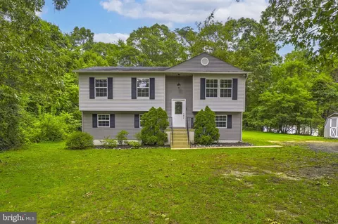 41012 Oakville Rd, Mechanicsville, MD 20659
