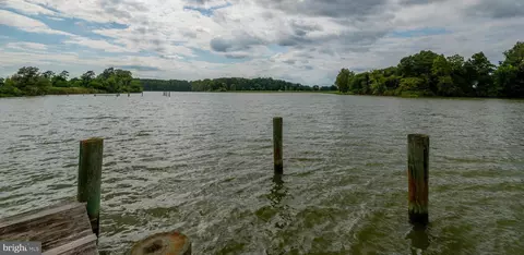 View/Area - 45776 Boothe Rd, Drayden, MD 20630 photo 13 of 15
