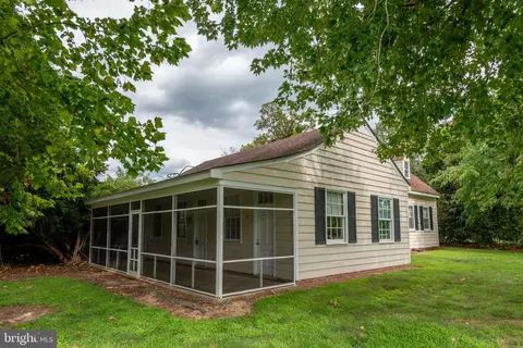 Exterior - 45776 Boothe Rd, Drayden, MD 20630 photo 3 of 15