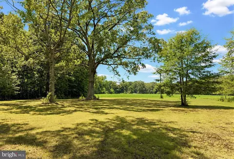 Exterior - 45776 Boothe Rd, Drayden, MD 20630 photo 12 of 15