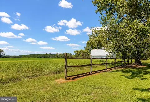 Exterior - 45776 Boothe Rd, Drayden, MD 20630 photo 6 of 15