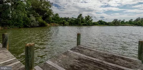 View/Area - 45776 Boothe Rd, Drayden, MD 20630 photo 14 of 15