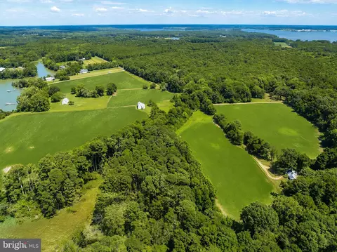 View/Area - 45776 Boothe Rd, Drayden, MD 20630 photo 7 of 23