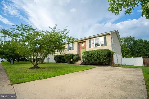 21964 Barkentine Ct, Great Mills, MD 20634