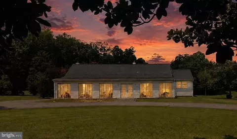 44706 Clarkes Landing Rd, Hollywood, MD 20636