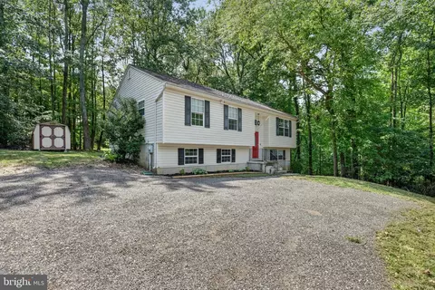 28041 Twila Ln, Mechanicsville, MD 20659
