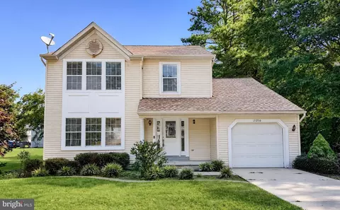 21250 Scarborough Dr, Lexington Park, MD 20653