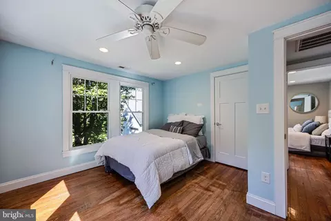 Bedroom - 16146 Thomas Rd, Piney Point, MD 20674 photo 5 of 7