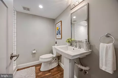 Bath - 16146 Thomas Rd, Piney Point, MD 20674 photo 2 of 3