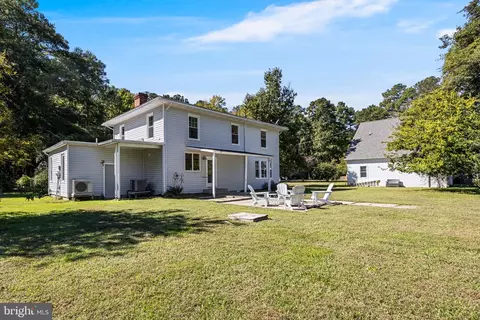Exterior - 16146 Thomas Rd, Piney Point, MD 20674 photo 4 of 5