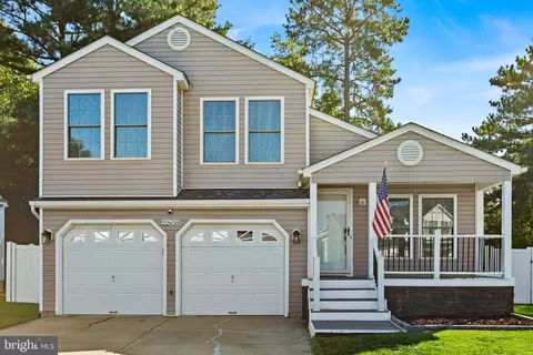 22658 Athlone Dr, Great Mills, MD 20634