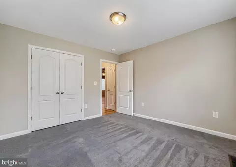 Entry Way - 18532 Cherryfield Rd, Drayden, MD 20630 photo 4 of 6