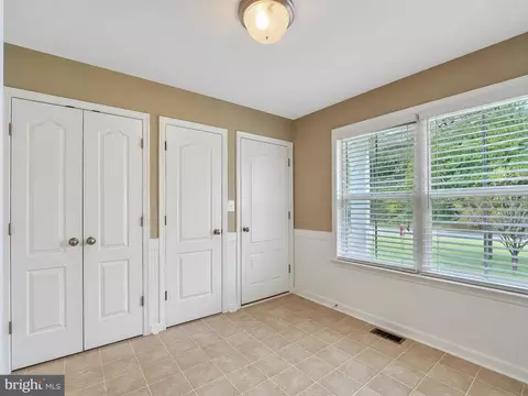 Entry Way - 18532 Cherryfield Rd, Drayden, MD 20630 photo 6 of 6