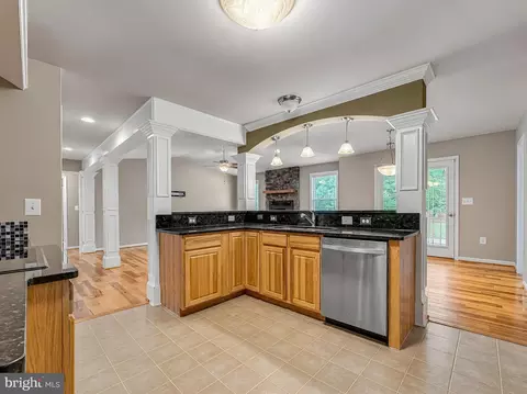 Kitchen - 18532 Cherryfield Rd, Drayden, MD 20630 photo 2 of 7