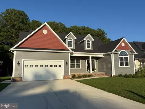 Exterior - 17480 Lighthouse Commons Dr, Piney Point, MD 20674 photo 5 of 8
