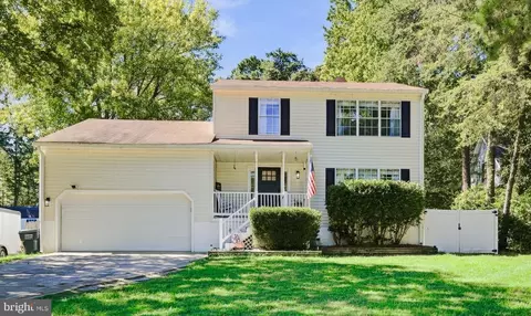 21271 Scarborough Dr, Lexington Park, MD 20653