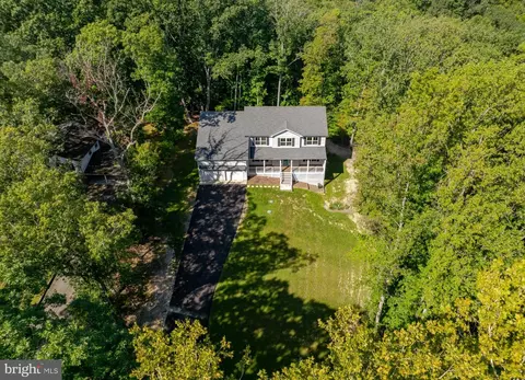 22953 Maple Rd, Lexington Park, MD 20653