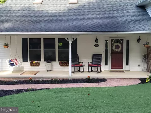 25255 Vista Rd, Hollywood, MD 20636